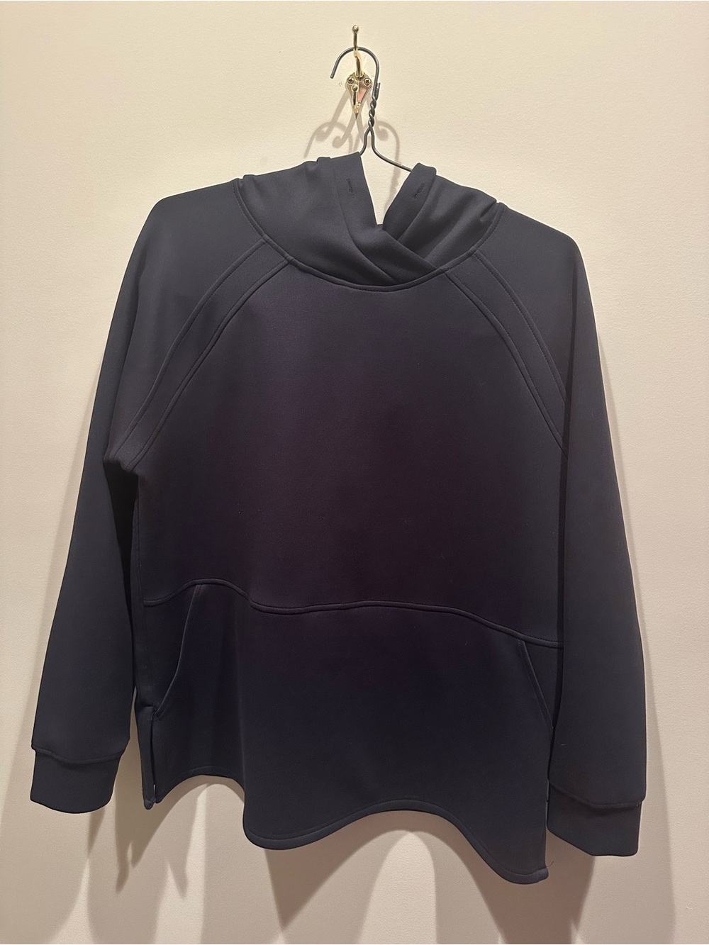 32 Degree Heat Black Sweatshirt